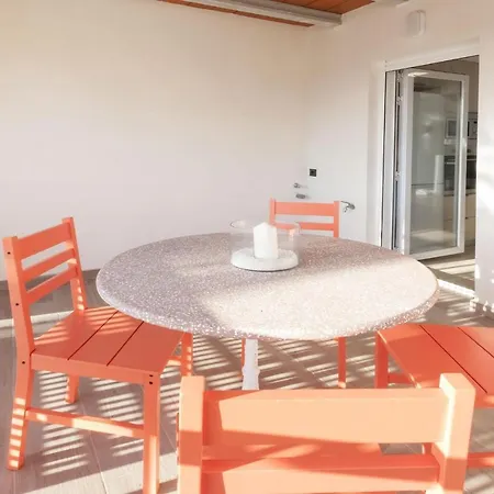 La Mar De Olas Oliva